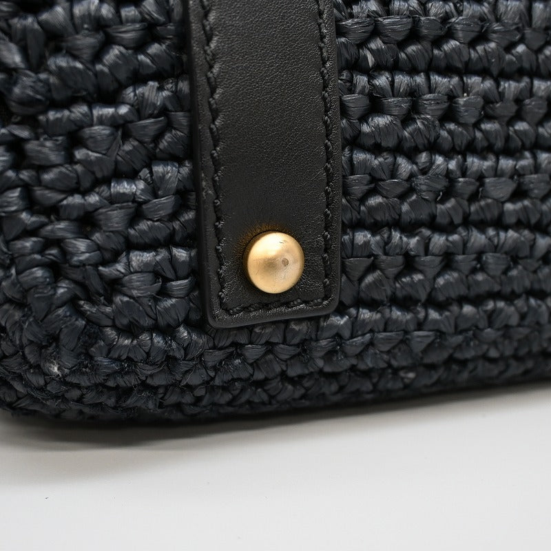 chanel tote bag ladies