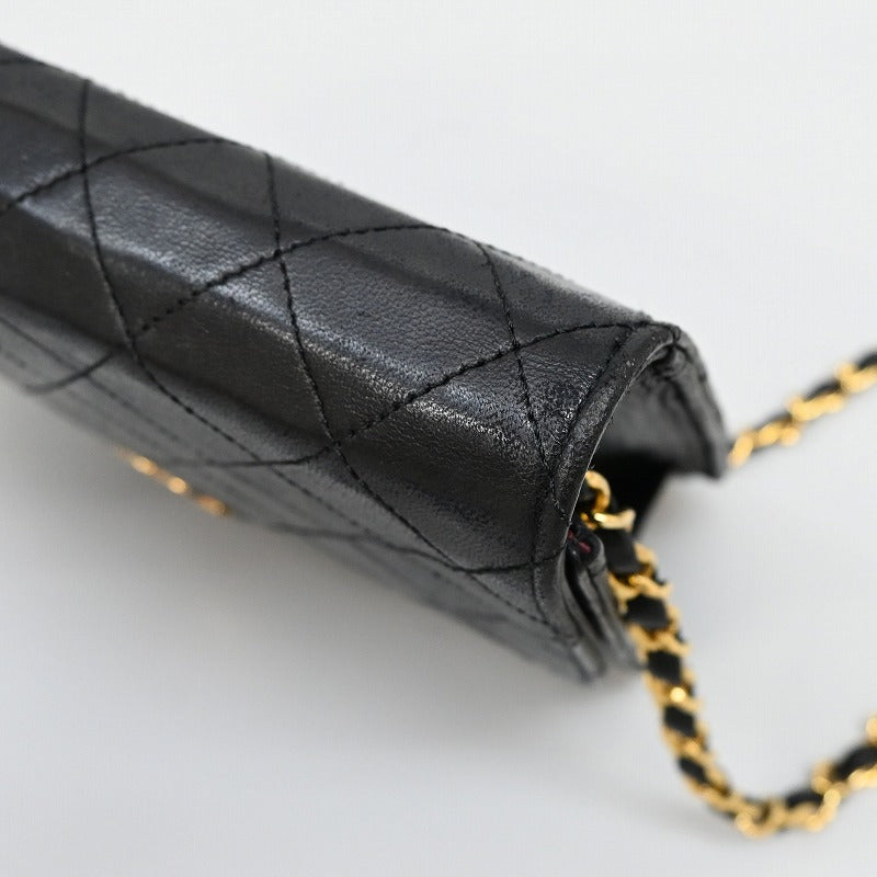 chanel shoulder bag ladies