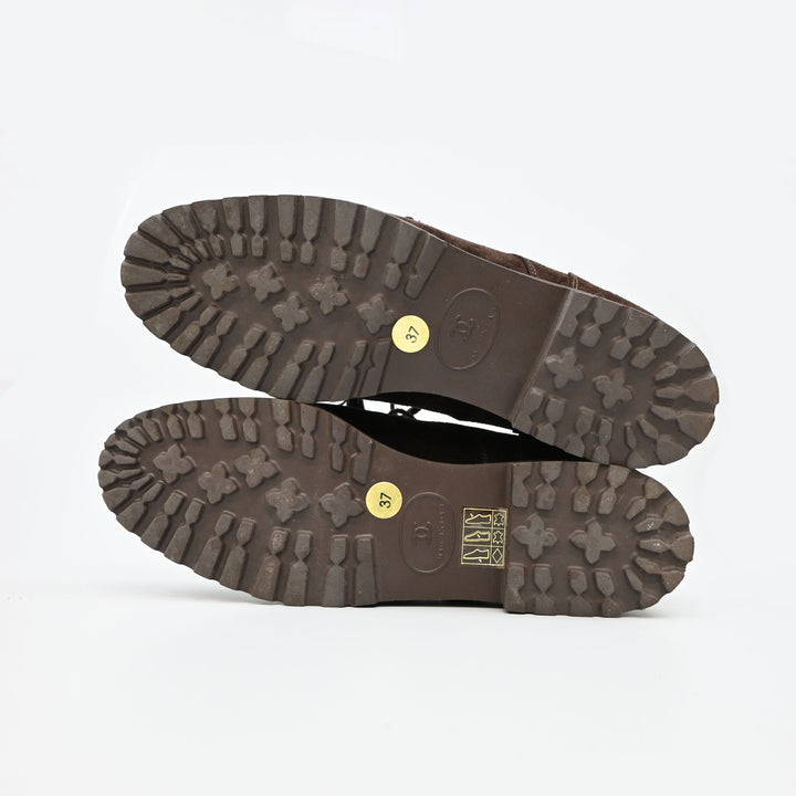 CHANEL Suede Coco Mark U Chip Shoes P44325V