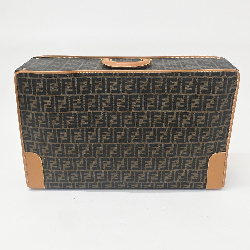 FENDI トランク ズッカ柄
