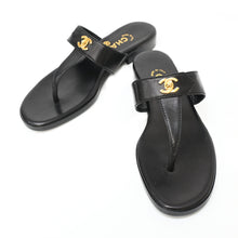 Load image into Gallery viewer, *CHANEL Chanel Sandals Turn Lock P42586v
