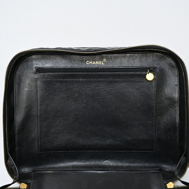 Chanel shoulder bag ladies none