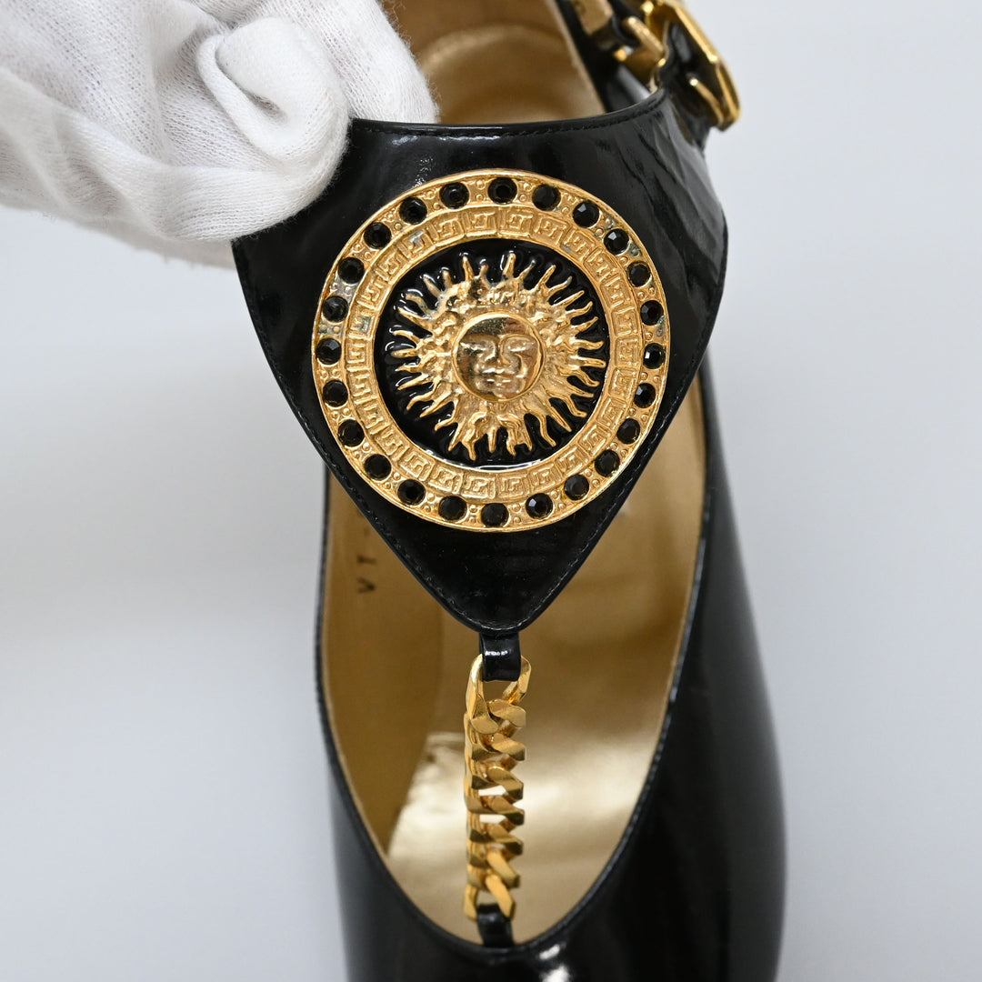 サンバーストエナメルパンプス