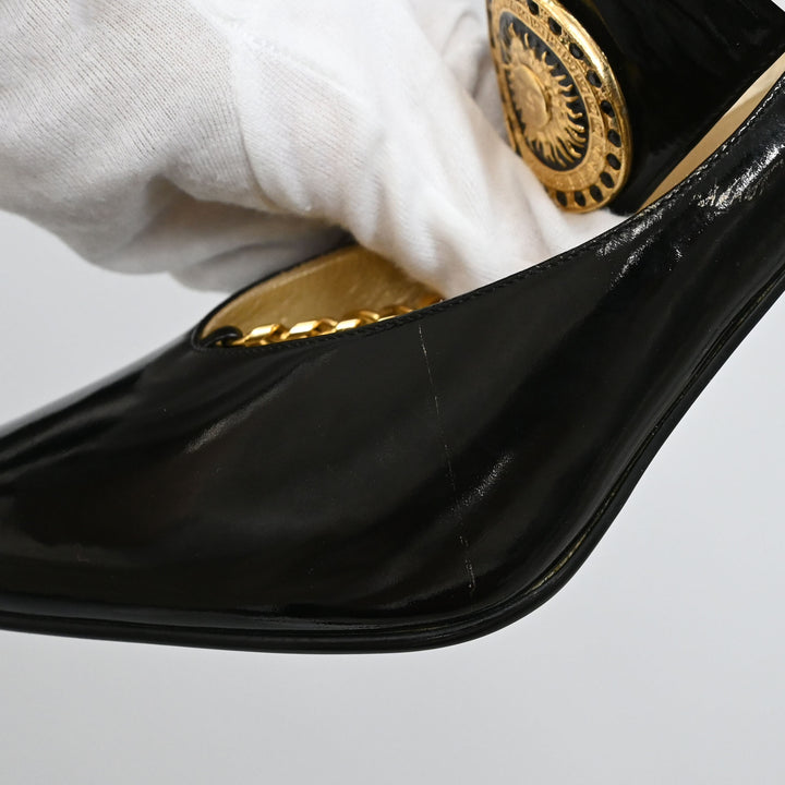 サンバーストエナメルパンプス