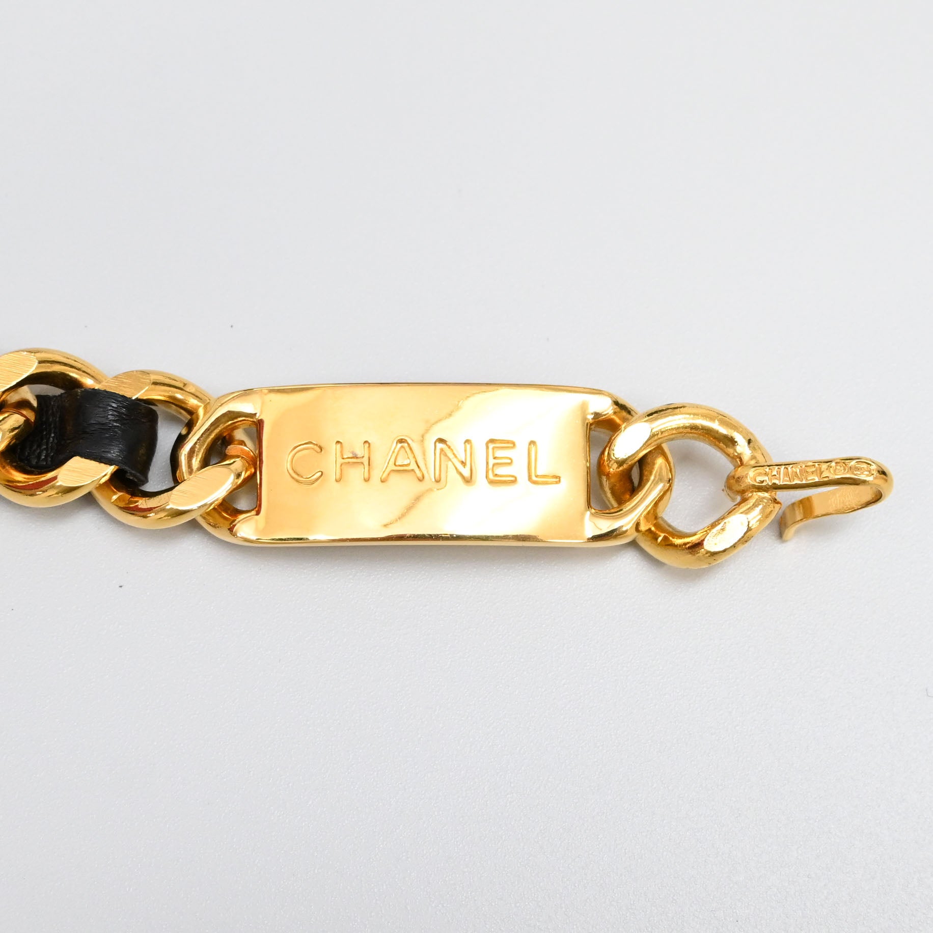 ヴィンテージChanel 黒 レザー ベルト チェーン付き CHANEL シャネル ブラック レザー ベルト チェーンベルト - メルカリ