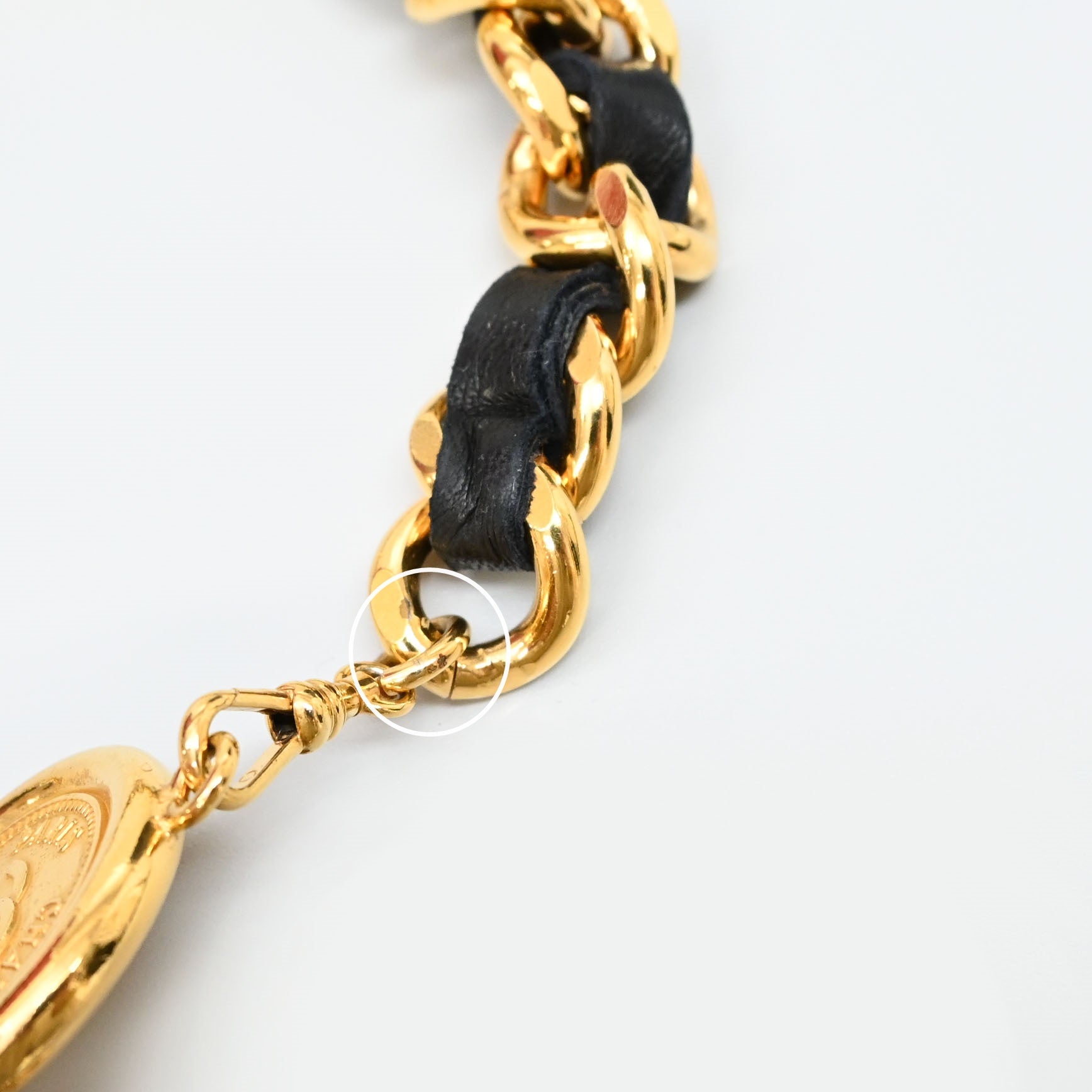 ヴィンテージChanel 黒 レザー ベルト チェーン付き CHANEL シャネル ブラック レザー ベルト チェーンベルト - メルカリ