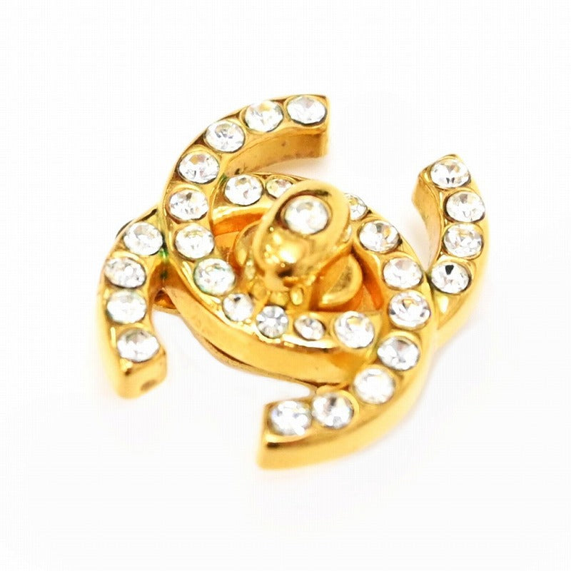 chanel earrings ladies