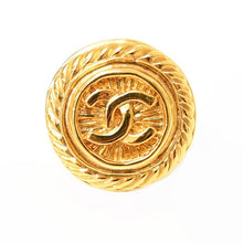 Load image into Gallery viewer, *CHANEL Chanel Coco Mark Earring P40453V
