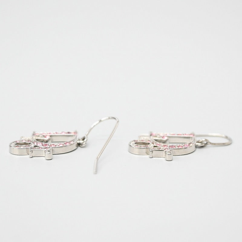 ピアス