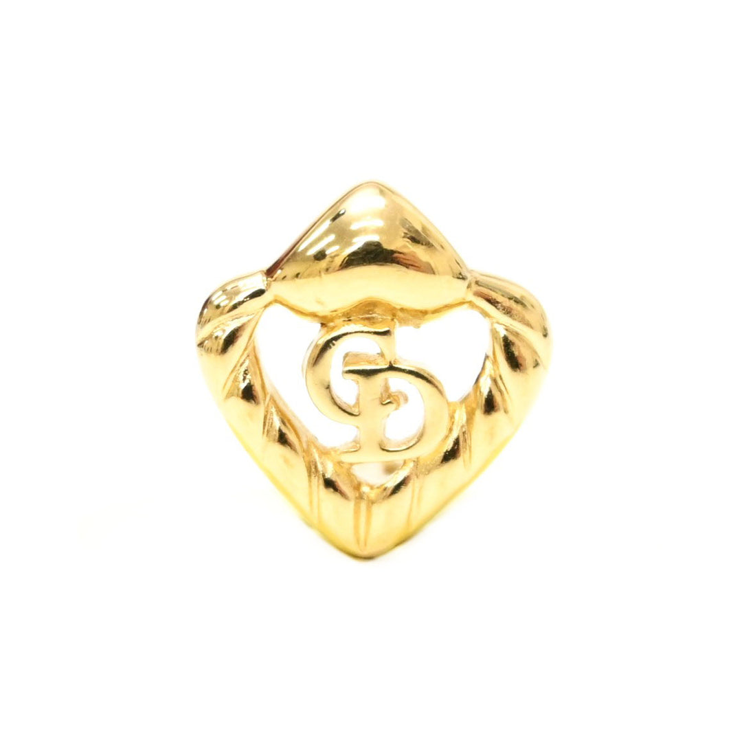 *Christiandior Twist Heart Motif Earrings P43255V