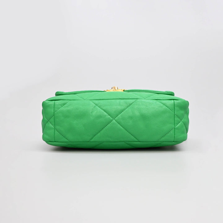 Chanel Chanel19光泽羊羔链链肩袋P45032V