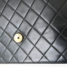 Load image into Gallery viewer, CHANEL Chanel?Matelasse Chain shoulder bag P42378V
