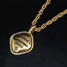 Load image into Gallery viewer, CHANEL Chanel? 31 Rue Cambon Paris Necklace P43292V
