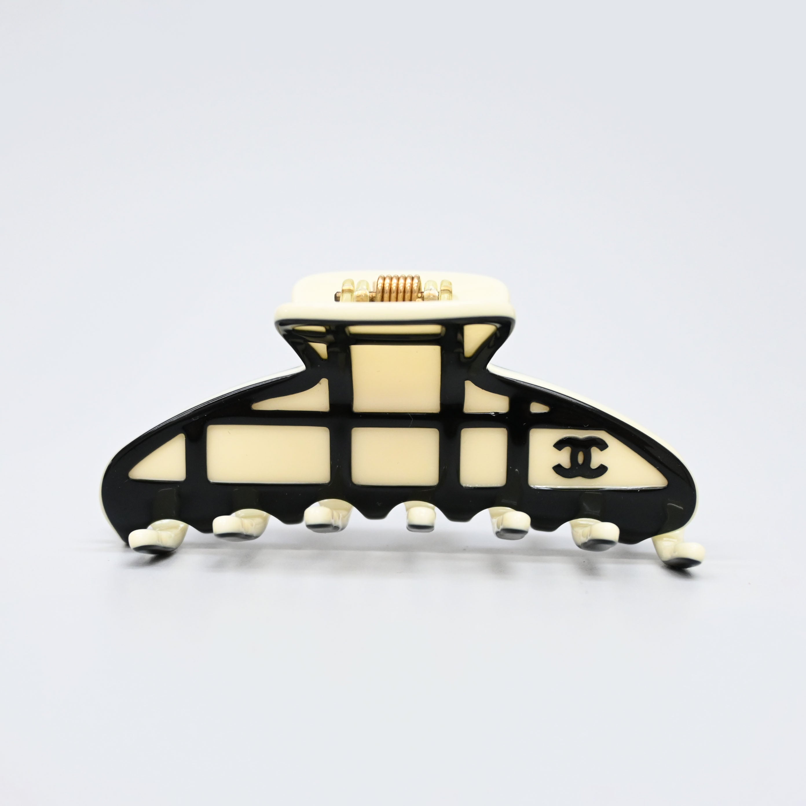 1S856☆シャネル CHANEL☆ココマーク バンスクリップ ヘアクリップ シルバー 98P 美品 ＜ニューポーン＞ 1S856☆シャネル CHANEL☆ココマーク バンスクリップ ヘアクリップ