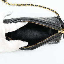 Load image into Gallery viewer, CHANEL Chanel?Matelasse Tassel chain shoulder bag P43436V
