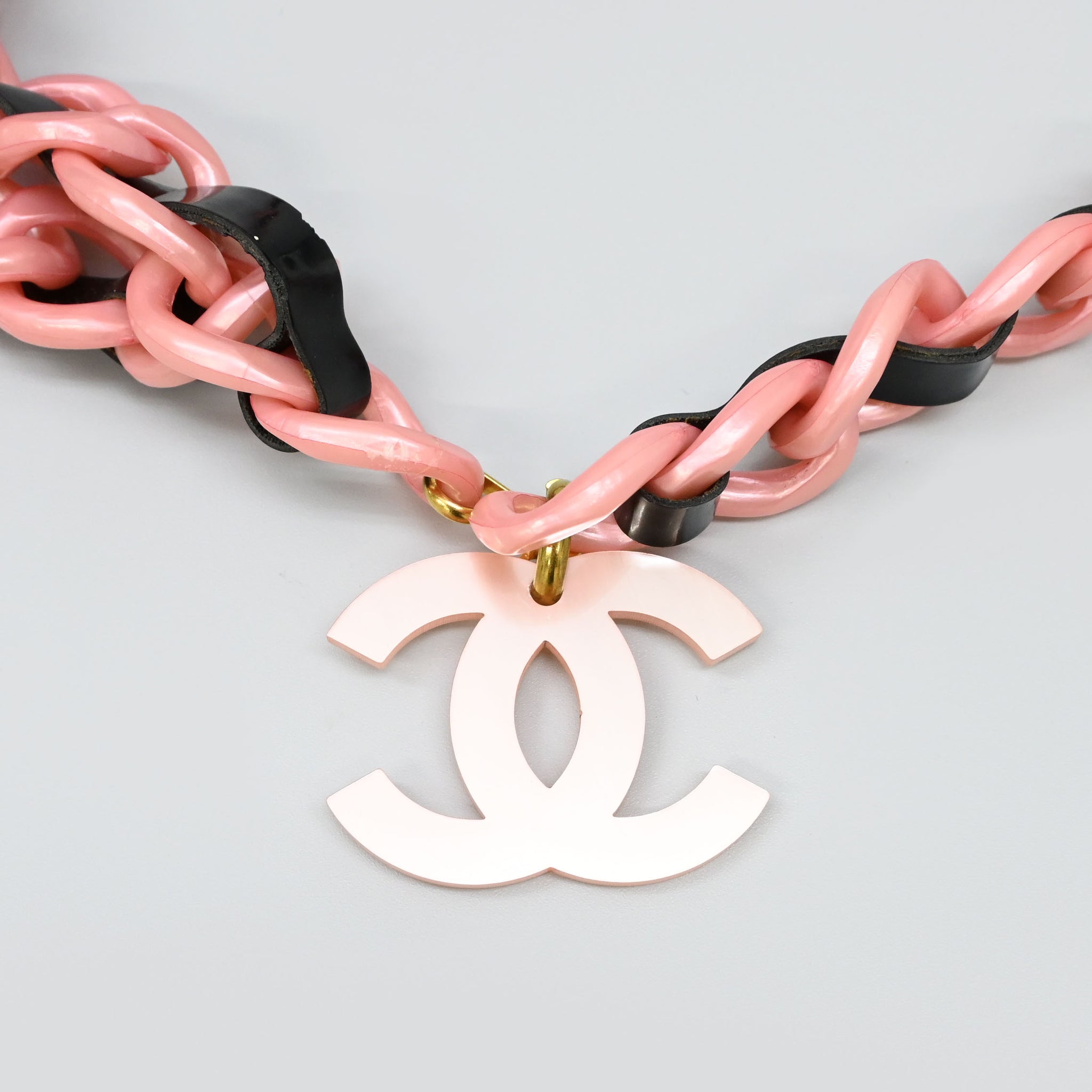シャネル　CHANEL チェーンベルト　ヴィンテージ　赤 CHANEL ヴィンテージ シャネル チェーン ベルト ポーチ 赤