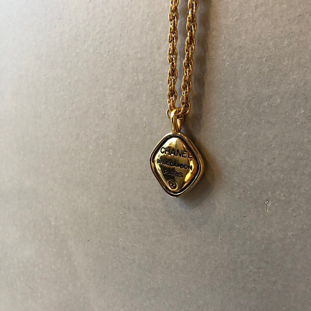 CHANEL Chanel? 31 Rue Cambon Paris Necklace P43292V