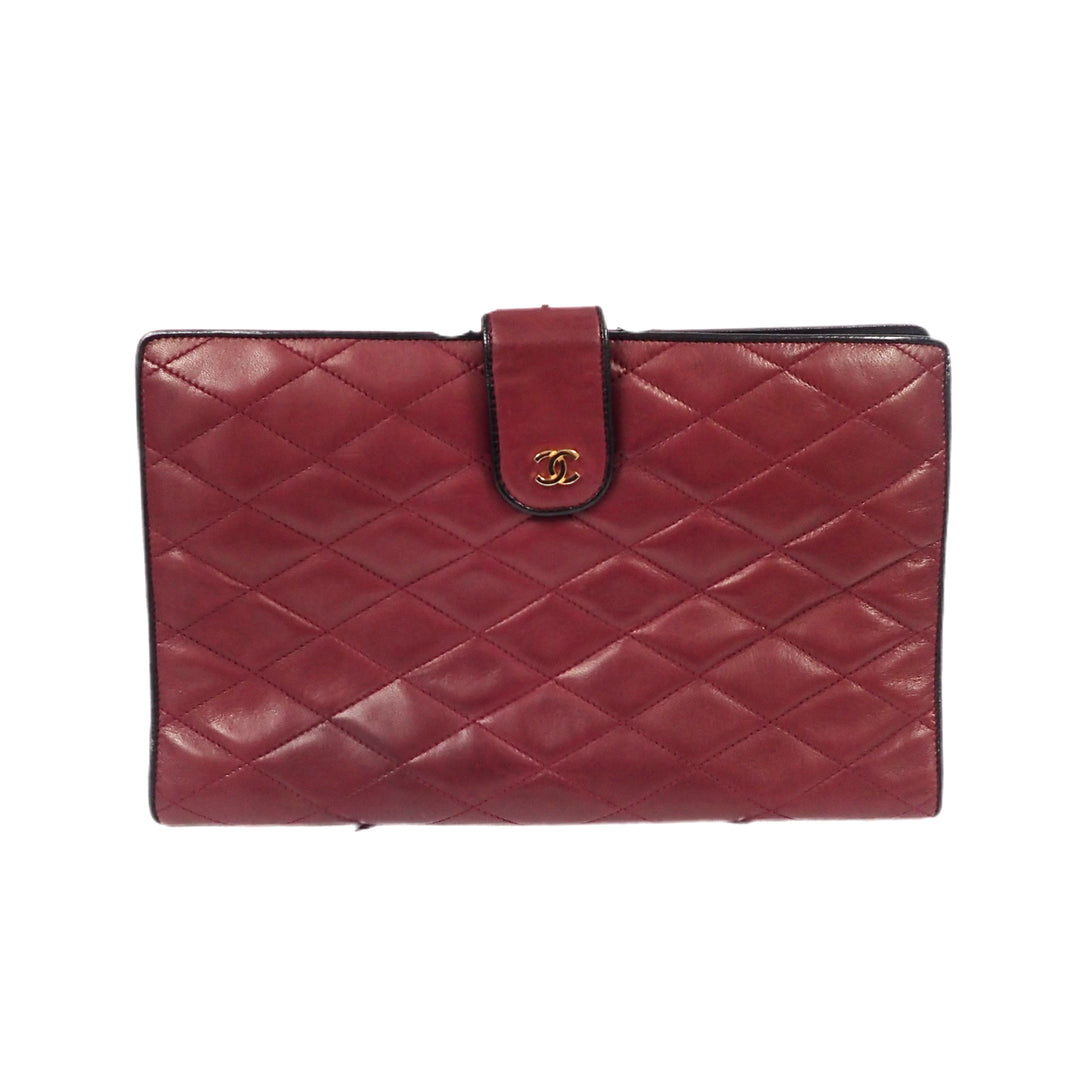 *CHANEL 샤넬 matelasse 클러치 백