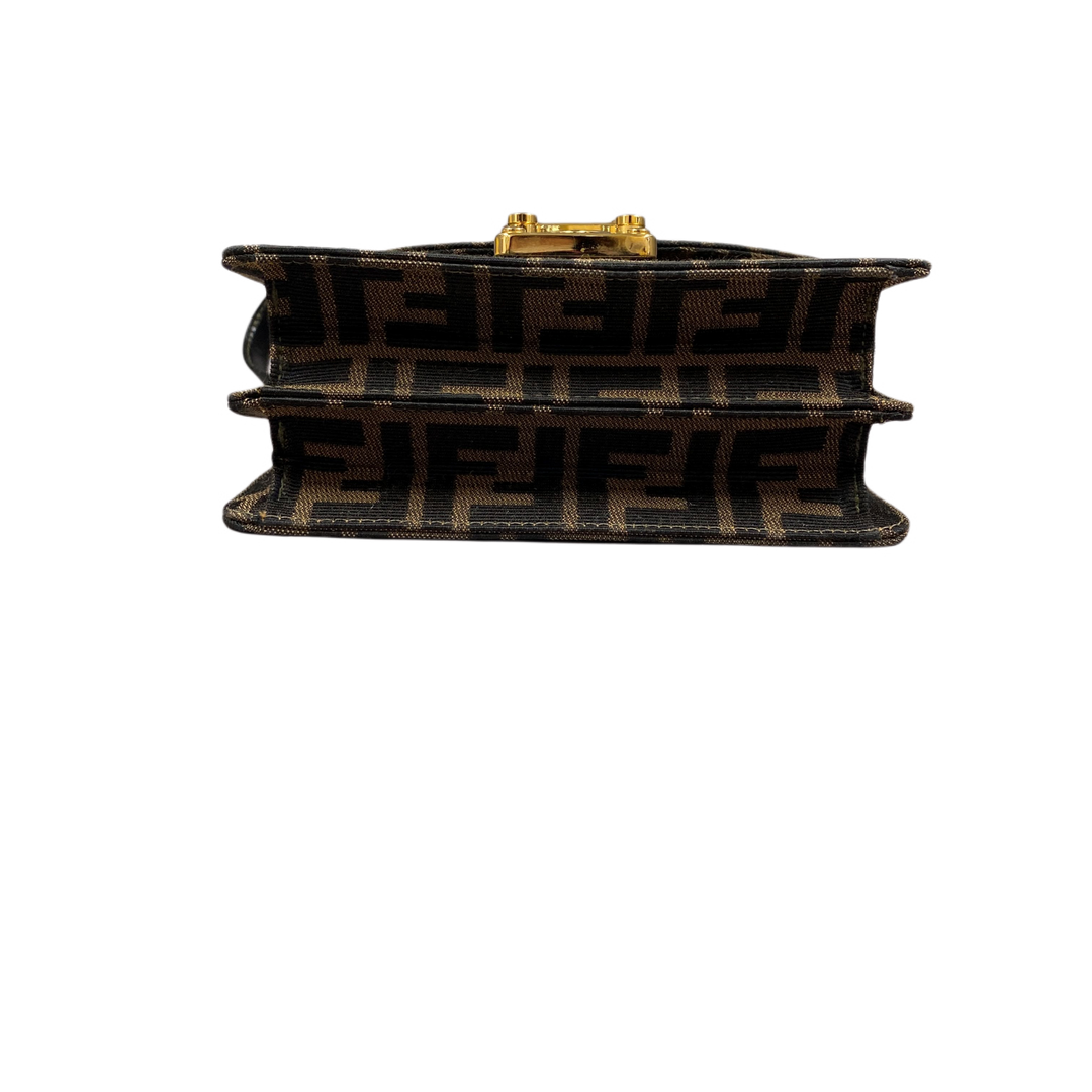 *Fendi Fendi Zukka图案会标肩带