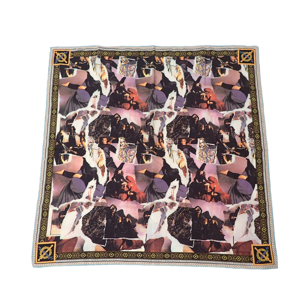 * Gianni Versace 范思哲 丝巾