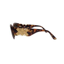 Load image into Gallery viewer, GIANNI VERSACE Medusa, MOD.420/D COL.279 sunglasses
