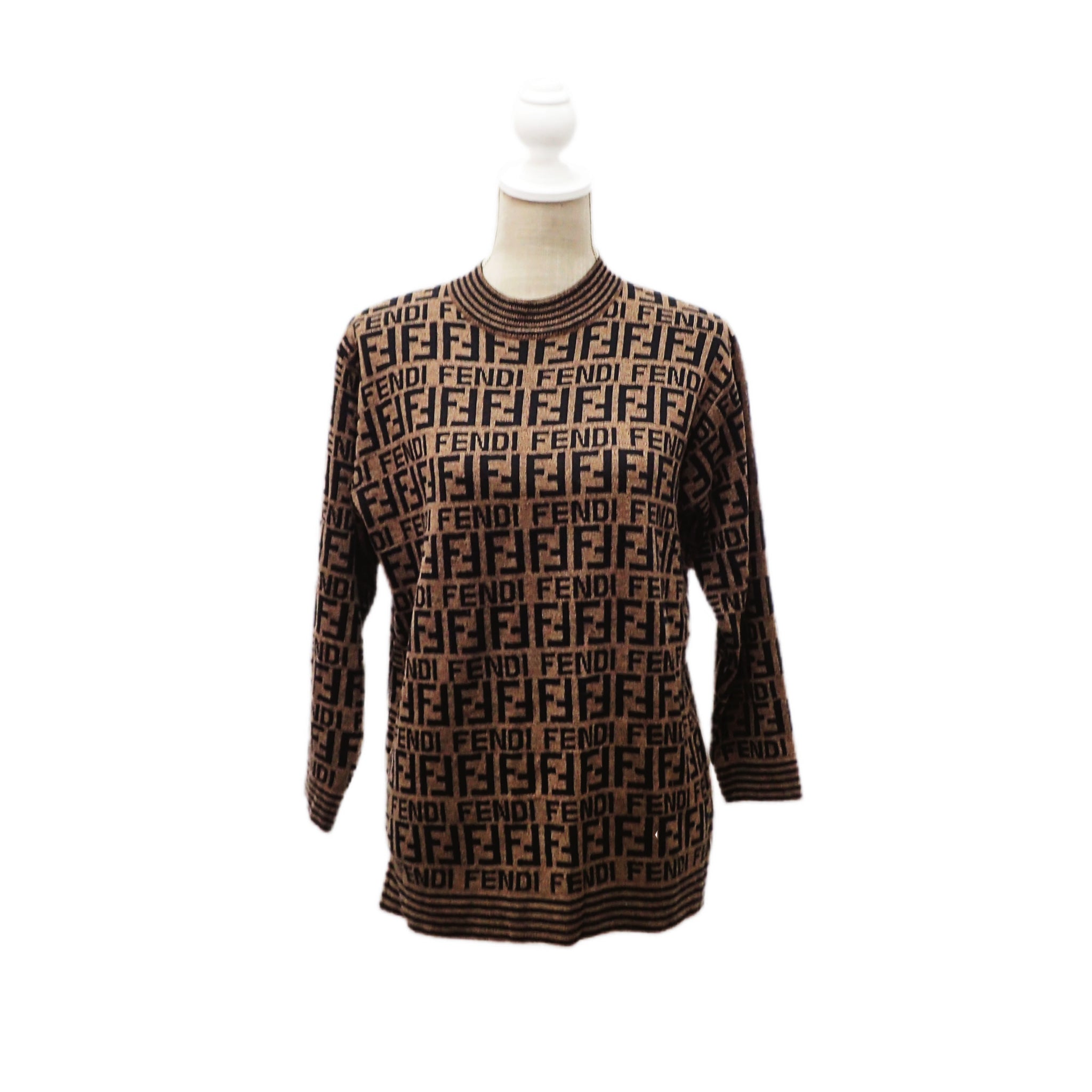 フェンディ ニット ハイネック ズッカ 茶色