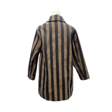 Load image into Gallery viewer, * PEQUIN reversible coat
