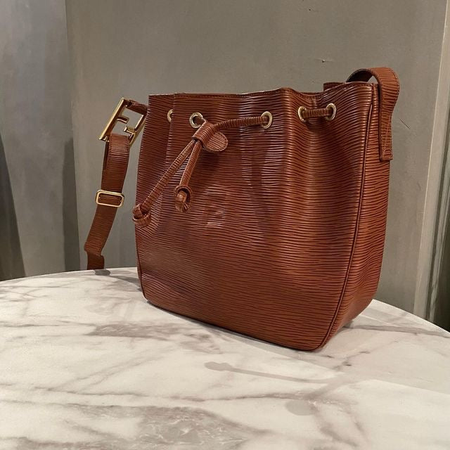 *FENDI 芬迪 单肩包