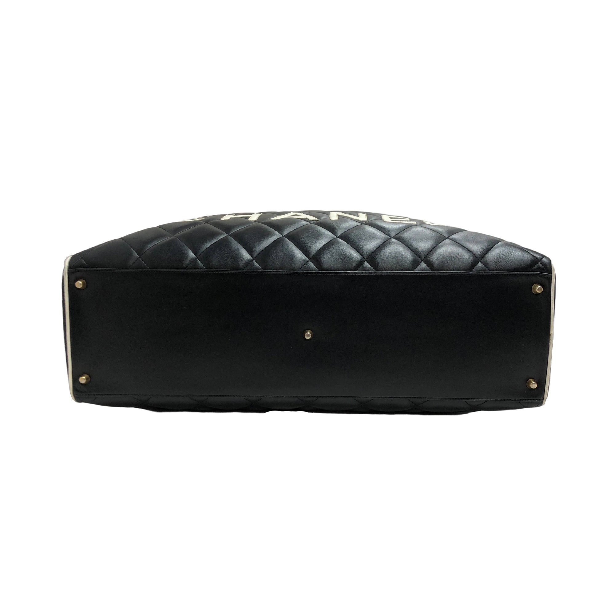 レ*ン様 CHANELブラックレザーキルティングバッグボストンバッグ CHANEL シャネル ボストンバッグ キルティング マトラッセ