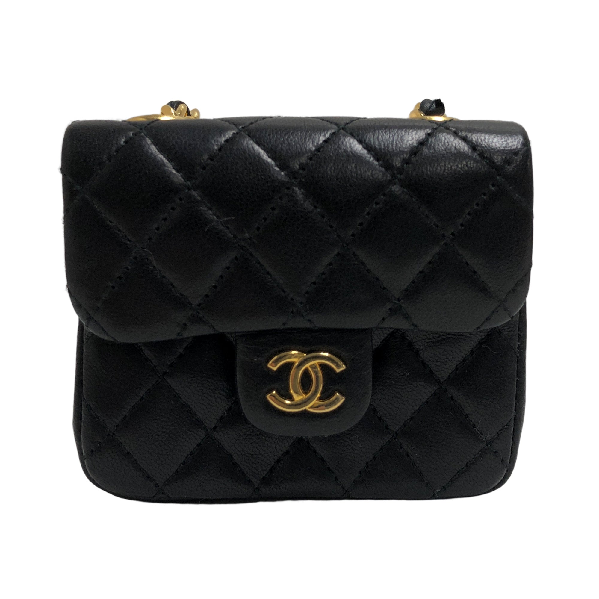 CHANEL ミニミニマトラッセ　ラムスキン　ヴィンテージ　ウエストポーチ CHANEL シャネル ミニミニマトラッセ チェーンベルト ウエスト