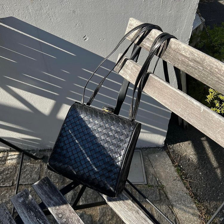 *Bottega Veneta ボッテガヴェネタ ショルダーバッグ イントレチャート