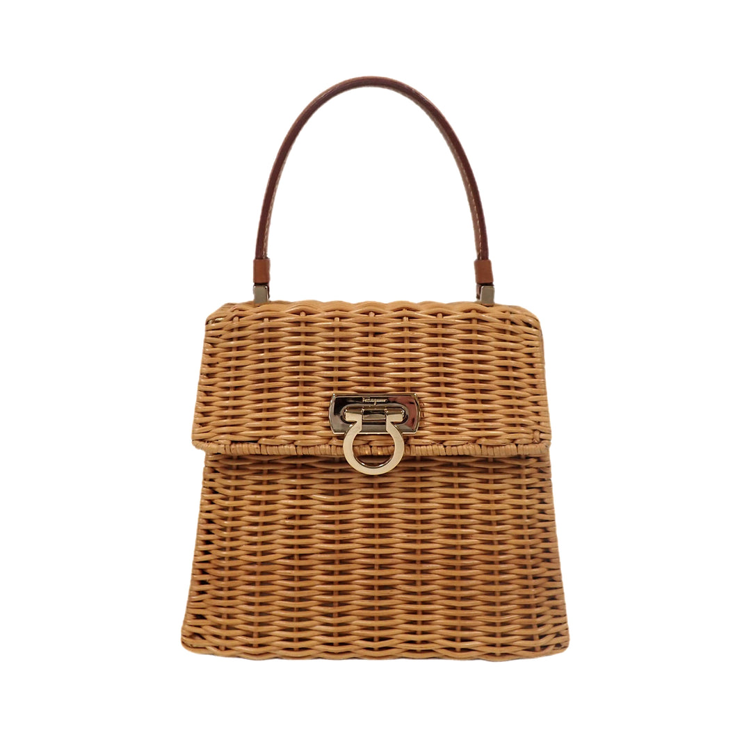 *SalvatoreFerragamo Salvatore Ferragamo Ganchini basket bag