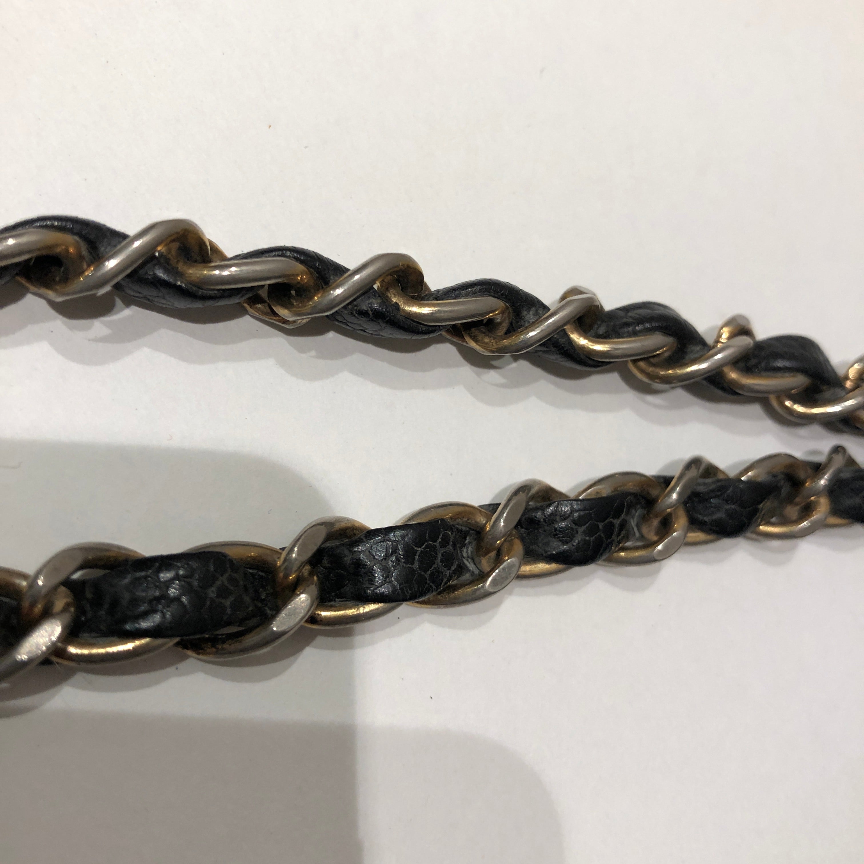 CHANEL シャネル マトラッセ ダブルフラップ チェーンショルダーバッグ